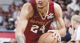 篮网交易波特换太阳杰伦格林：首轮选秀权成关键，双赢前景待定